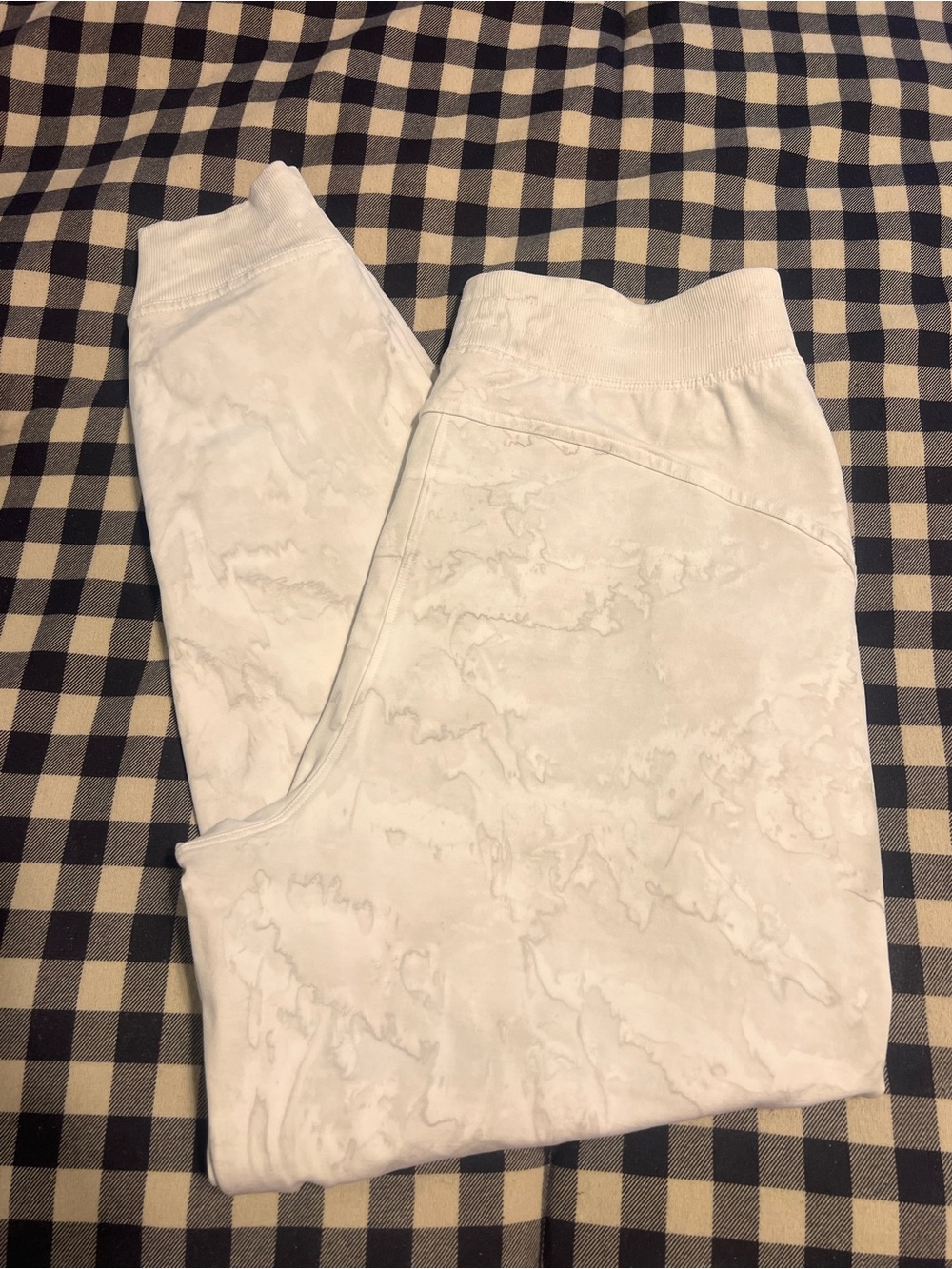 lululemon athletica White Marble-Print Joggers